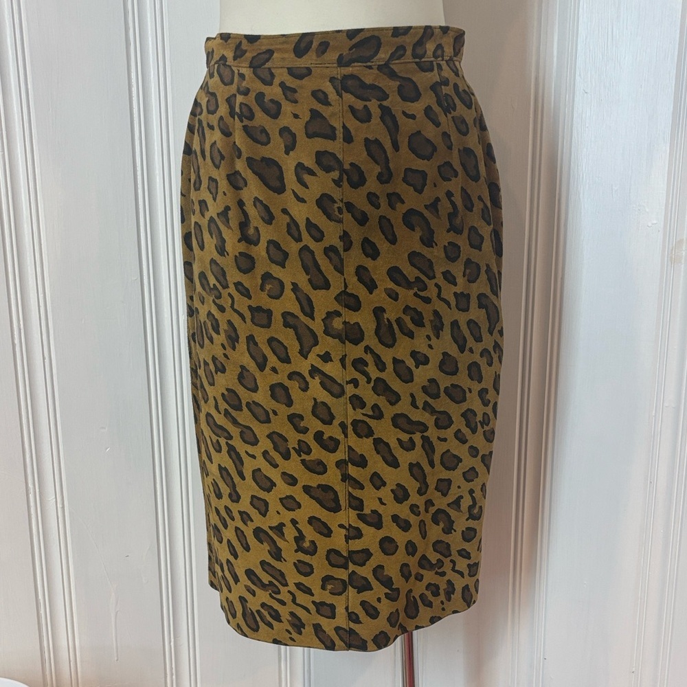 Vintage CACTUS Leopard Suede Wrap Skirt – 100% Leather | Size 12 (Fits Smaller)